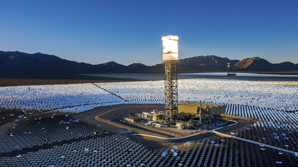 Ivanpah solar plant casts a shadow on DOE loans